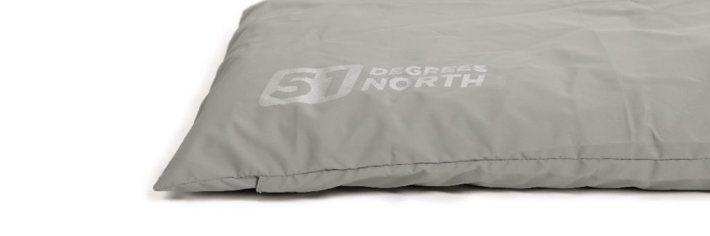 51DN Storm Flash Winter Bench Cushion Banner